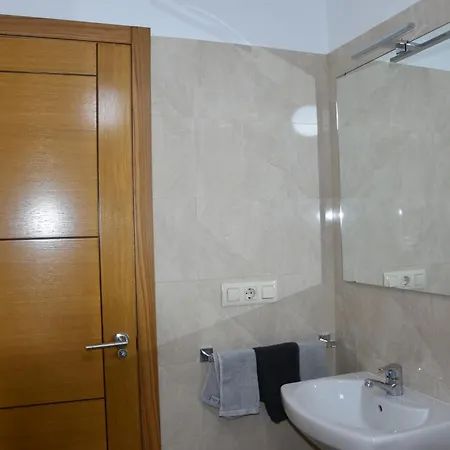 Soleado Atico En Salvaterra De Mino * Salvatierra de Mino